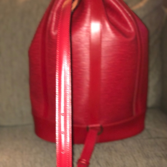 Louis Vuitton Backpack - Picture 3 of 8